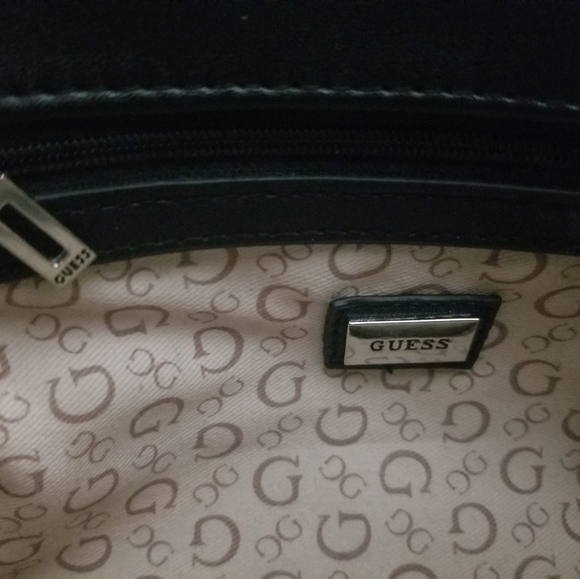 Guess Purse - Picture 3 of 6